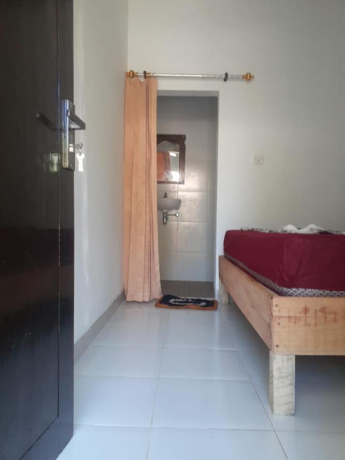 Homestay Nadil *