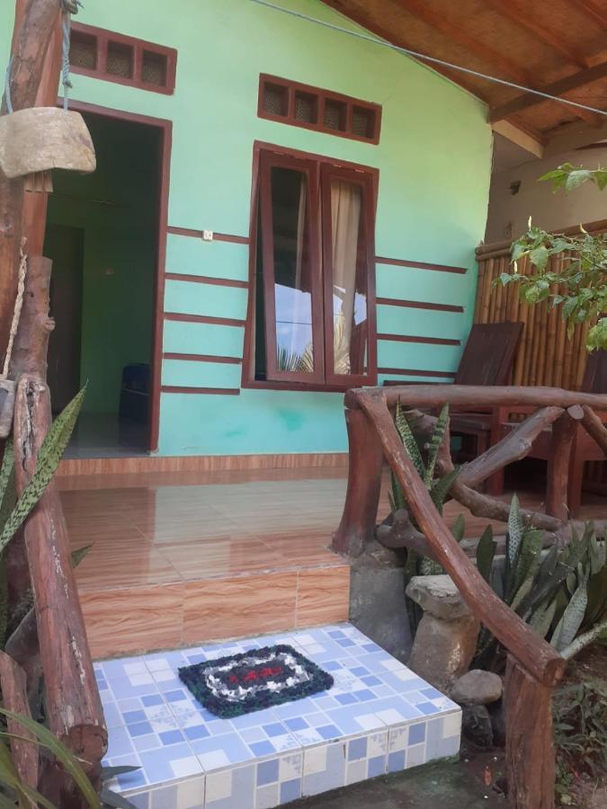 Nadil Kuta (Lombok)