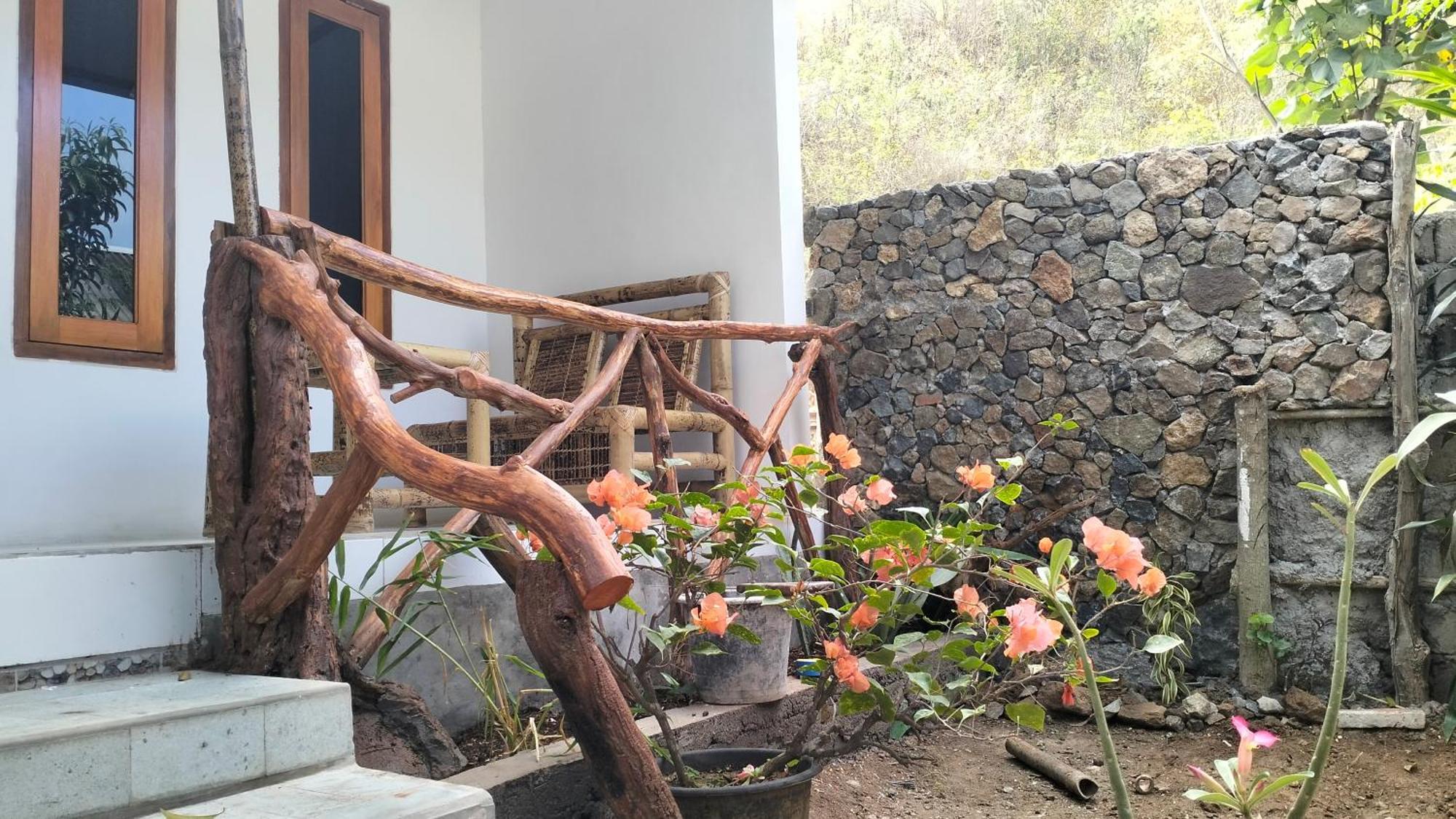 Nadil Homestay *